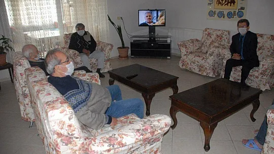 Huzurevine Giriş Çıkışlar Yasaklandı