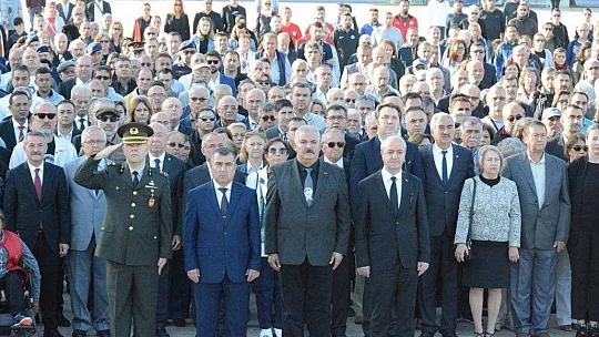 Yüce Atatürk Fethiye'de de özlemle anıldı
