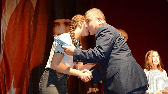 Atatürk muhteşem oratoryo ile anıldı
