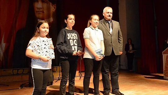 Atatürk muhteşem oratoryo ile anıldı