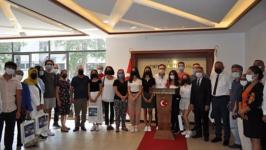 Dereceye giren öğrenciler ödüllendirildi