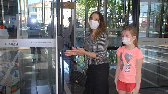 Erasta'da 17 Mağaza Hizmette