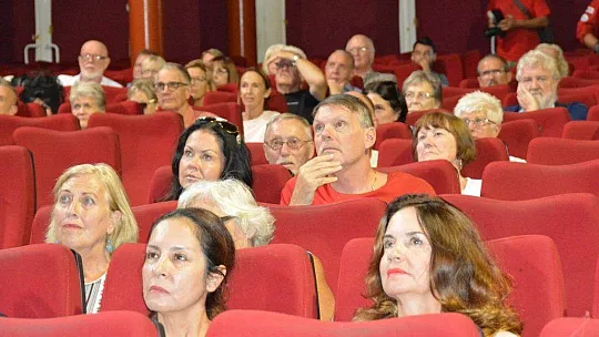 Fethiye AKUT'tan Yerleşik Yabancılara Deprem Semineri