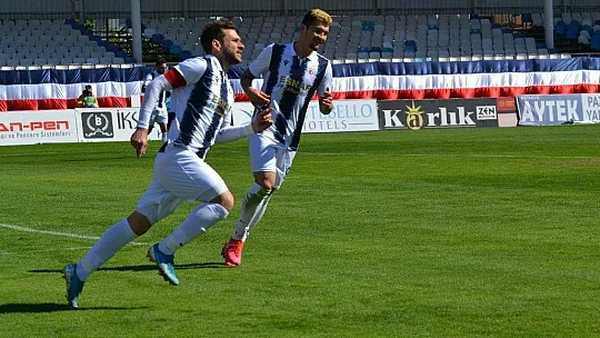 Kaptan Anıl, arkadaşına 'Kart görme' diye bağırdı