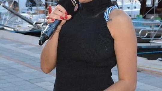 Şarkıcı Rabia Karataş'ın Yazar Yiğit Caner Ertoşi ile aşk kaçamağı