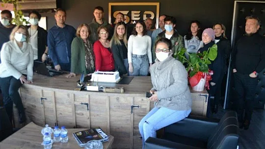 Şubat ayında doğanlar için toplu doğum günü kutlaması