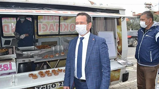 Regaib Kandili dolayısıyla lokma dağıtıldı