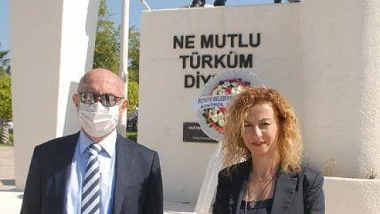 Çevre Haftası dolayısıyla çelenk töreni düzenlendi