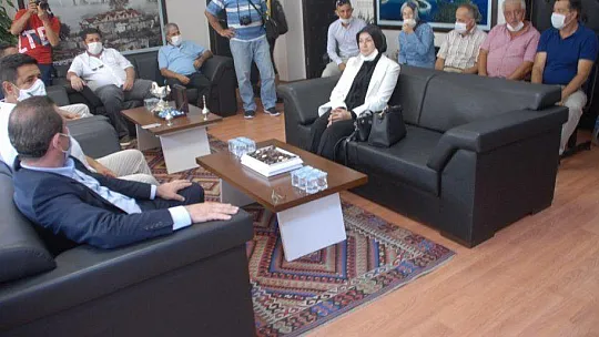 AK PARTİ'DEN KAYMAKAMA ZİYARET