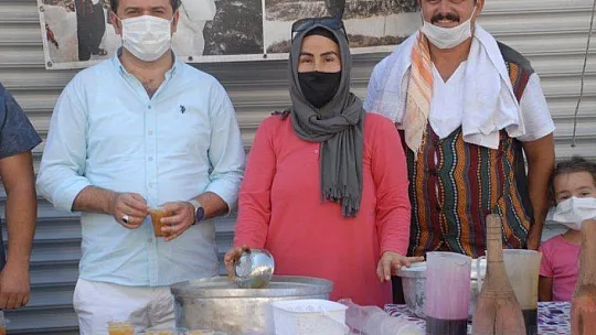 Geleneksel kar şerbeti etkinliğine Kaymakam ve Belediye Başkanı da katıldı 