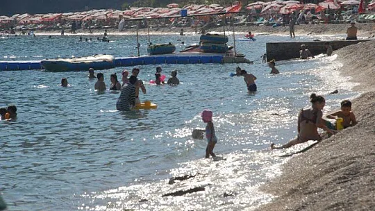 FETHİYE'DE EYLÜL TURİSTLERİ