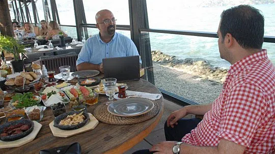 2. SAYIDA AYIN KONUĞU KAYMAKAM FIRAT