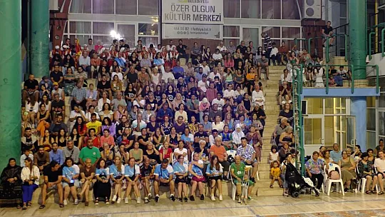 Halk Oyunları Festivali Renkli Görüntülere Sahne Oldu