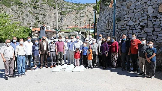 Dünya Çevre Günü'nde 30 ton kireç dağıtıldı