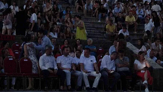 Dünyaca ünlü piyanist Marmaris'te binlerce kişiye konser verdi