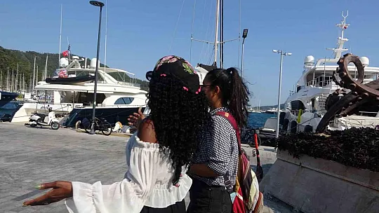 Ünlü sanatçı Della Miles Marmaris'e geldi
