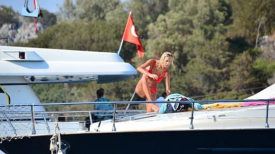 Duygu Bal'ın yat keyfi