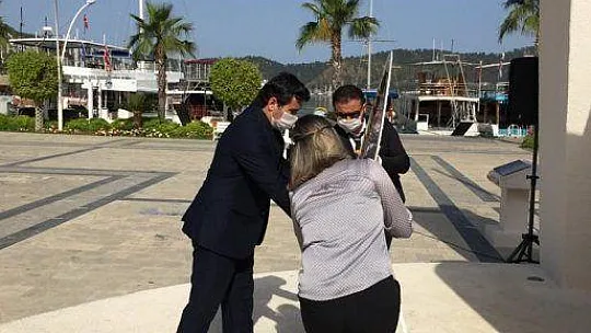 Gençlik Haftası Kutlamaları Sosyal Mesafeyle Başladı