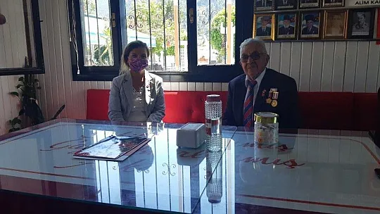 CHP Kadın Kollarından, Gaziler Ve Şehit Aileleri Derneğine Ziyaret