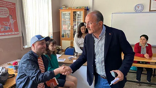 Vekil adayı Saatcı oyunu kullandı