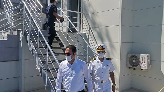 Kaymakam Fırat'tan Yeni Sahil Güvenlik Komutanı Kıreker'e ziyaret