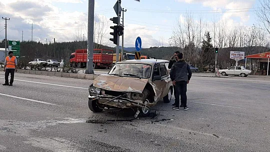 Trafik kazası ucuz atlatıldı