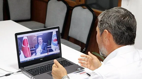 Eğitim Bir-Sen Şube Divan toplantısı Genel başkan Ali Yalçın'ın katılımı ile yapıldı