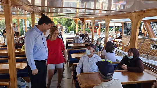 Şehit Aileleri ve Gaziler tekne turuna çıktılar