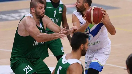 Ege derbisini Merkezefendi kazandı