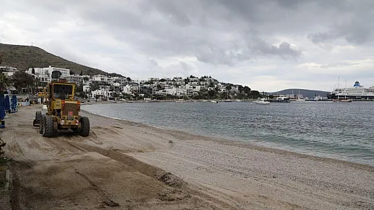 Belediye Halk Plajlarında Son Hazırlıklar