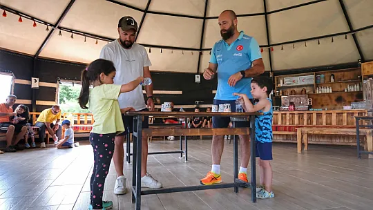 Babalar ve Çocukları Hem Yarıştı Hem Eğlendi