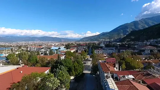 Boş sokaklar drone ile havadan görüntülendi