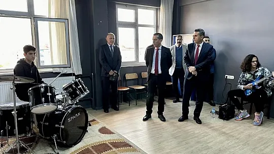 Kaymakam Aktaş, Öğrencileri Ziyaret Etti