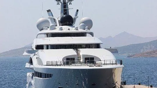 Emirin yüzer sarayı Bodrum'da
