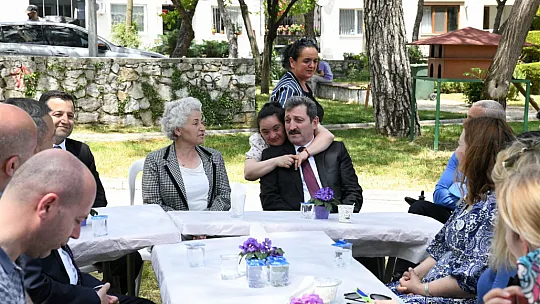 Vali Orhan Tavlı, Engel Tanımayan Dostlarıyla bir Araya Geldi