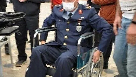 Engelliler gününde kaymakamın gözü, müdürün kolu bağlandı