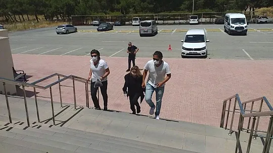 Eski erkek arkadaşını bıçaklayan kadın tutuklandı