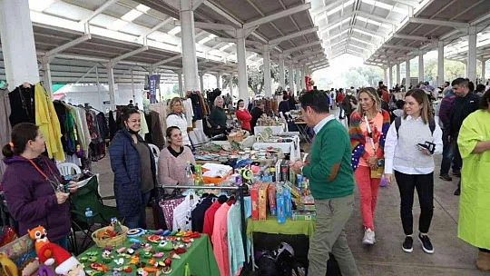Eski-Yeni Şenliği Bodrum'a renk kattı
