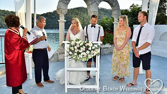 31 Ülkeden 392 Yabancı Fethiye'de Evlendi