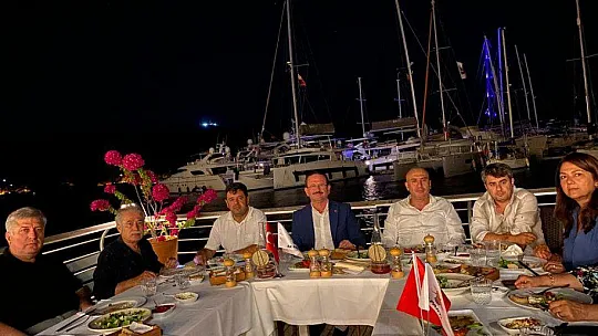 AK PARTİ FETHİYE İLÇE TEŞKİLATI 2. YILINDA BİRLİK BERABERLİK YEMEĞİNDE BULUŞTU