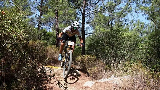 Farkındalık için pedal çevirdiler