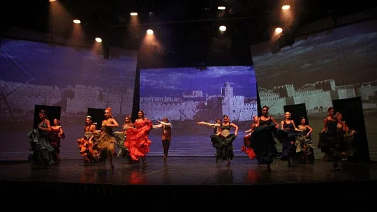Festival 'Carmen' balesi ile sona erdi