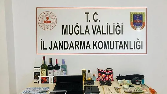 Fethiye'de 2 eve girdiler, JASAT'tan kaçamadılar