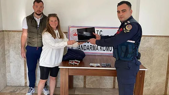 Fethiye'de 2 eve girdiler, JASAT'tan kaçamadılar