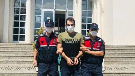 Fethiye'de 5 ayrı suçtan aranan şüpheli Jandarmadan kaçamadı