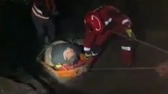Fethiye'de otomobil uçuruma yuvarlandı