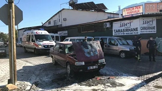 Fethiye'de Seyir Halindeki Otomobil Yandı