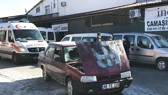 Fethiye'de Seyir Halindeki Otomobil Yandı