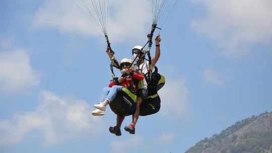 Fethiye'de yamaç paraşütü pilotları üzerinde bilimsel araştırma başlatıldı