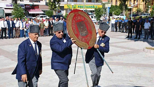 Gazi Saban: 'Şehit ve gaziler toprağı vatan insanı ulus yapan değerlerdir'